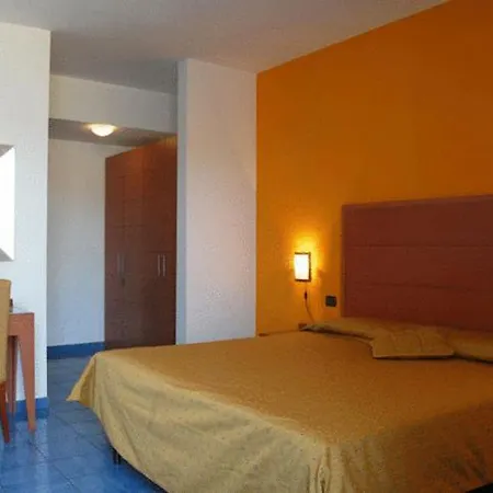 Hotel La Tonnara 4*